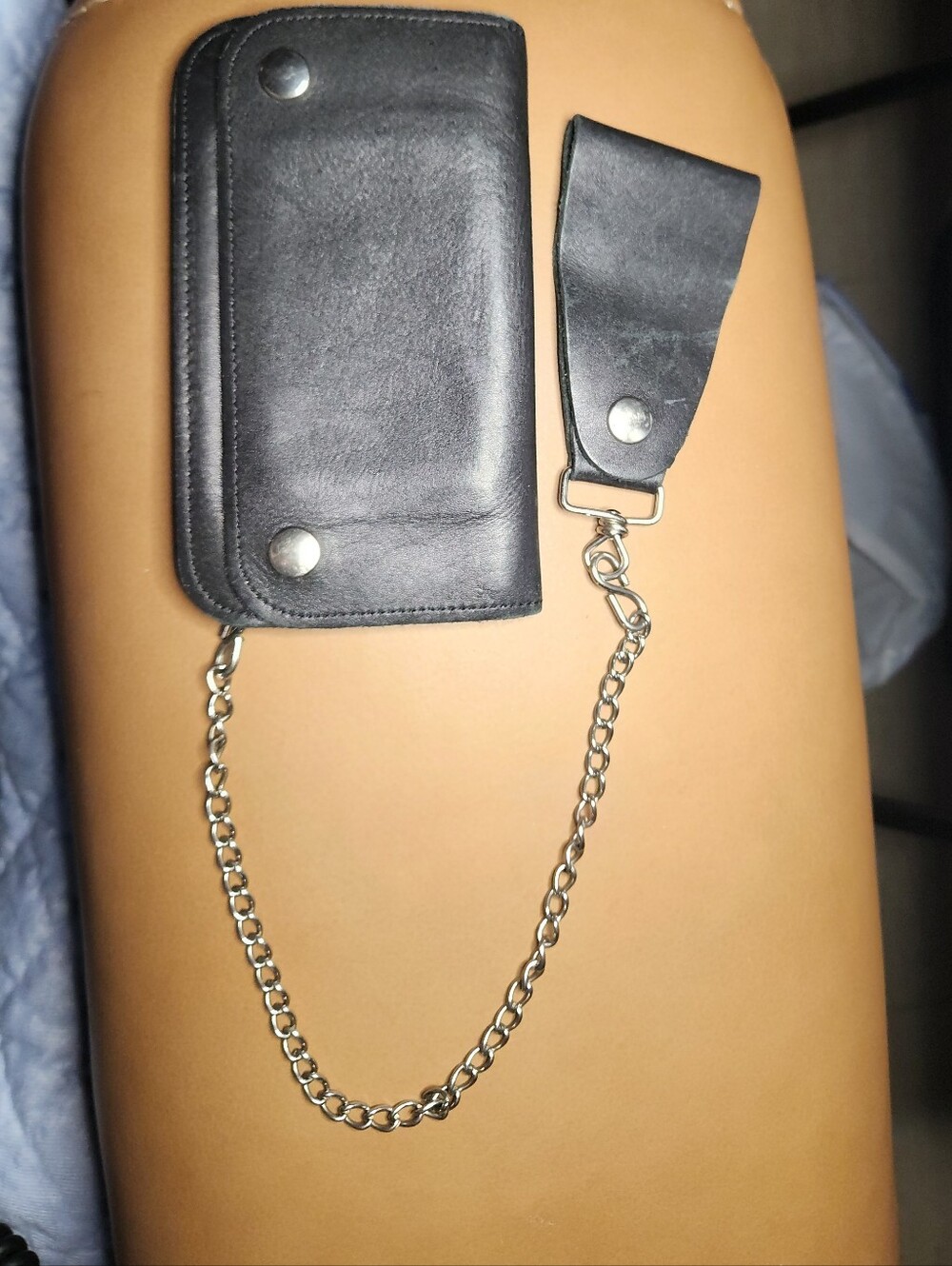 Amity Sidekicks Leather Chain Wallet